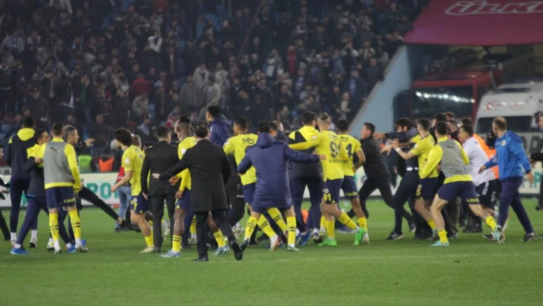 Trabzonspor-Fenerbahçe maçının ardından yaşananlar Avrupa basınında