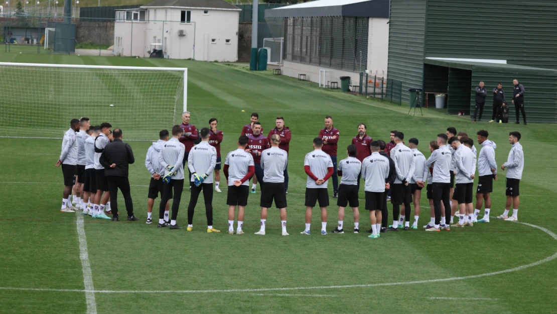 Trabzonspor'un yeni teknik direktörü Nenad Bjelica ilk antrenmanına çıktı