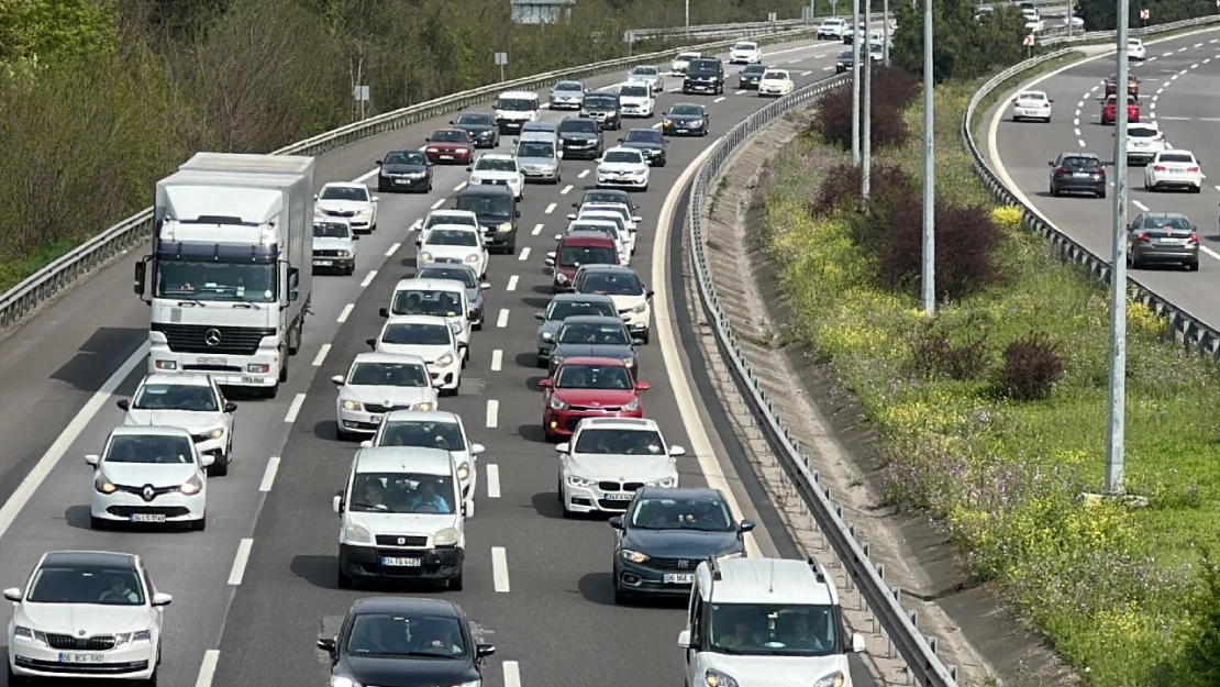 Trafiğe kaydı yapılan taşıt sayısı Şubat ayında yüzde 9,3 azaldı