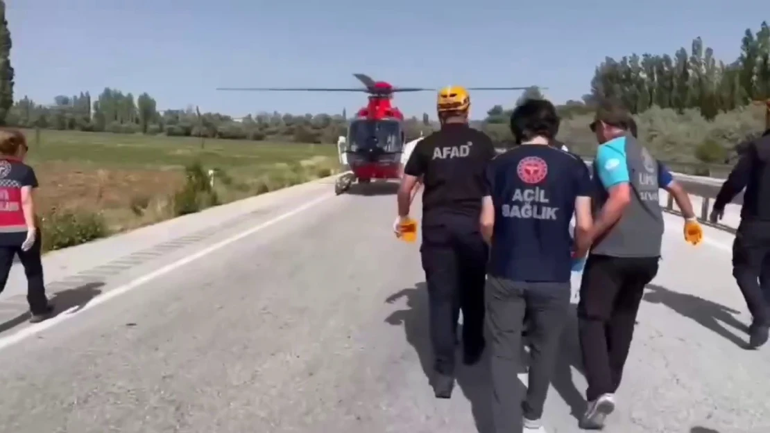 Sivas'ta Trafik kazasına helikopterli müdahale