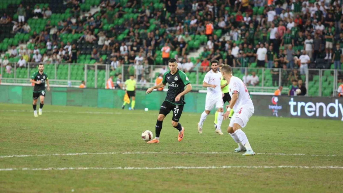 Sakaryaspor: 1 - Ümraniyespor: 1