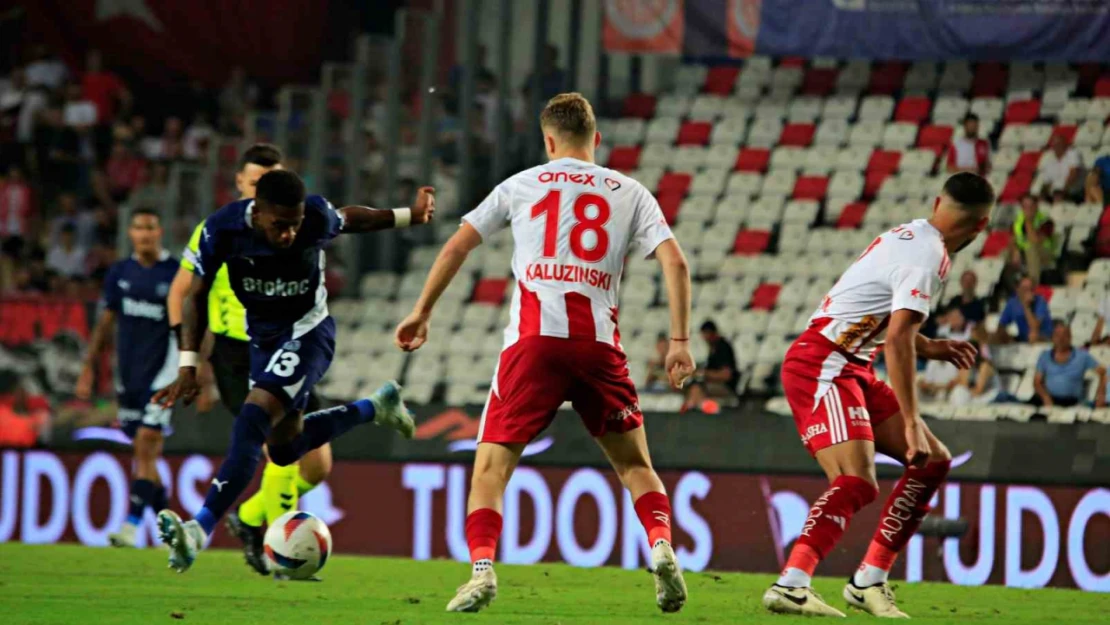 Trendyol Süper Lig: Antalyaspor: 0 - Fenerbahçe: 2 (Maç sonucu)