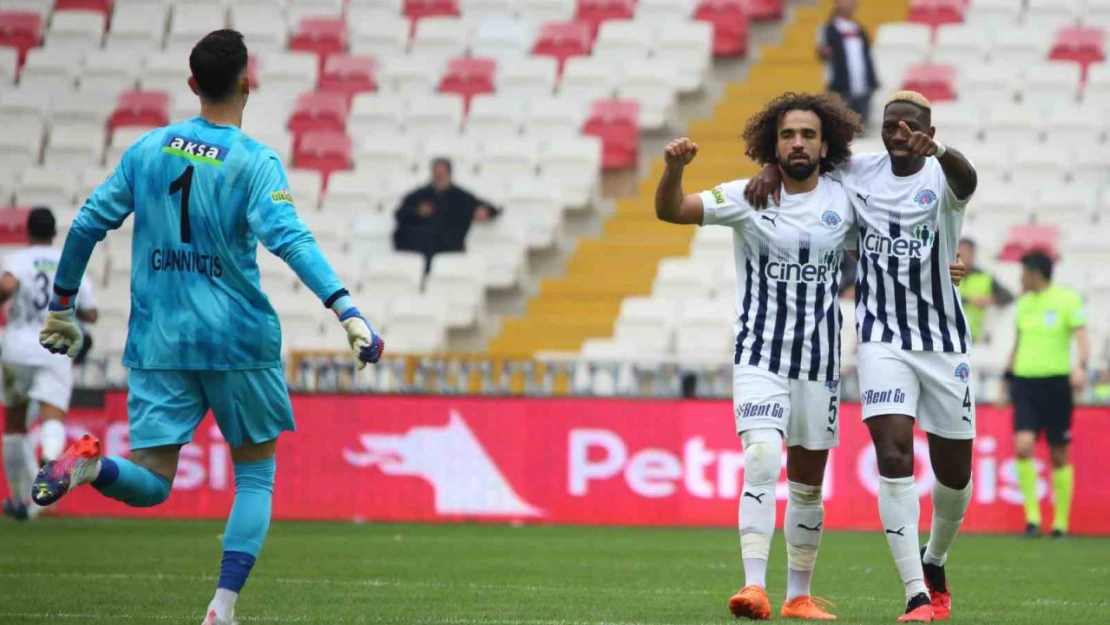 Trendyol Süper Lig: E.Y. Sivasspor: 0 - Kasımpaşa: 1 (Maç sonucu)