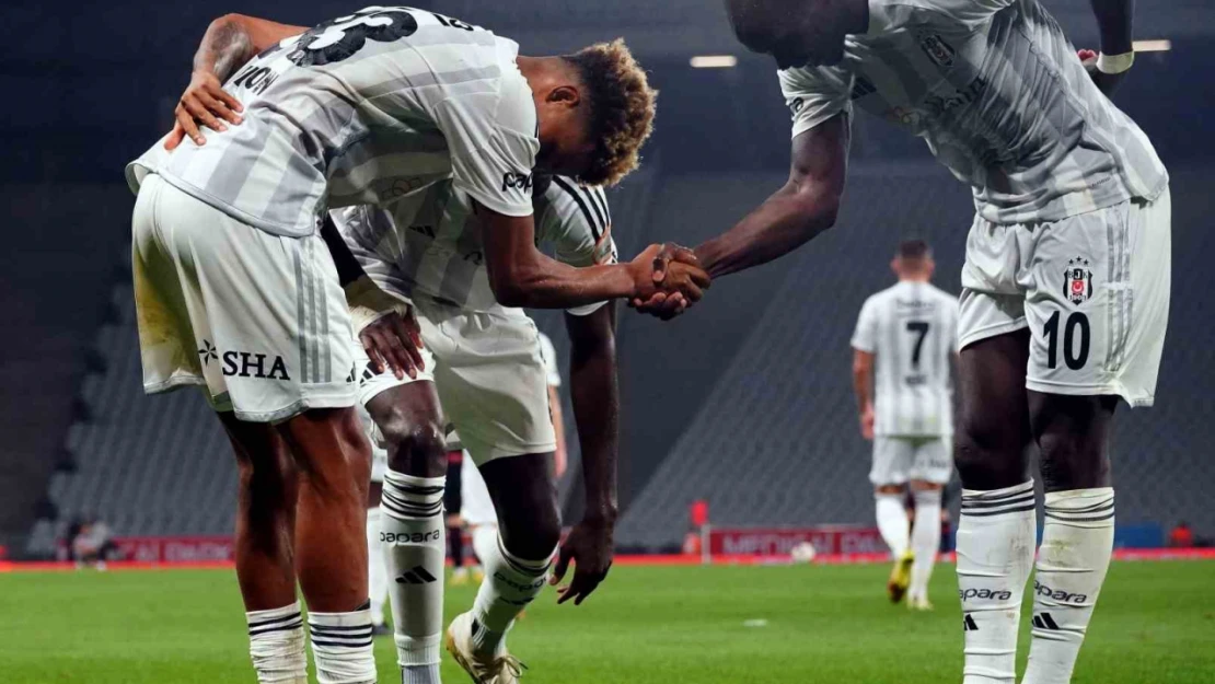 Trendyol Süper Lig: Fatih Karagümrük: 0 - Beşiktaş: 1 (Maç sonucu)