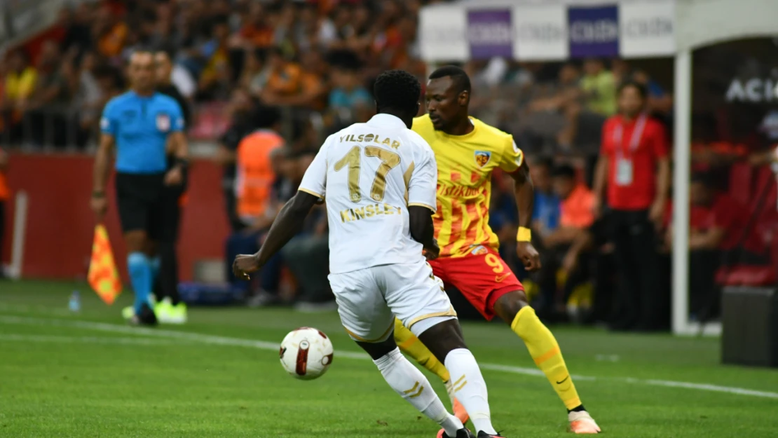 Kayserispor: 2 - Samsunspor: 1 (ilk yarı sonucu)