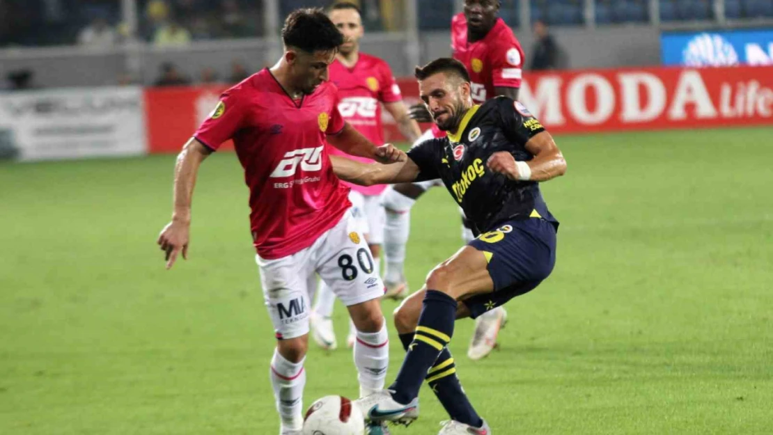 Trendyol Süper Lig: MKE Ankaragücü: 0 - Fenerbahçe: 0 (İlk yarı)