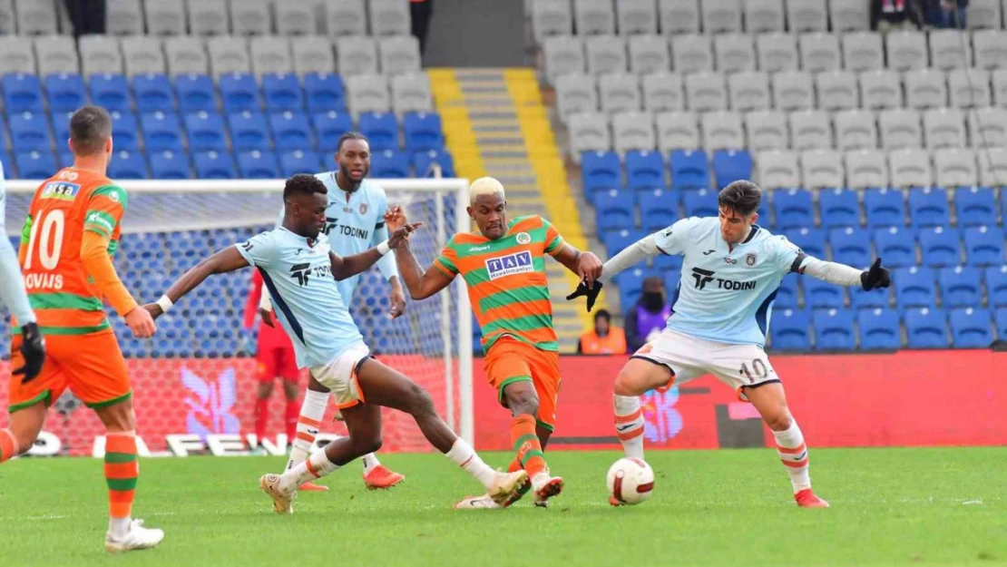 Trendyol Süper Lig: RAMS Başakşehir: 3 - Corendon Alanyaspor: 2 (Maç sonucu)