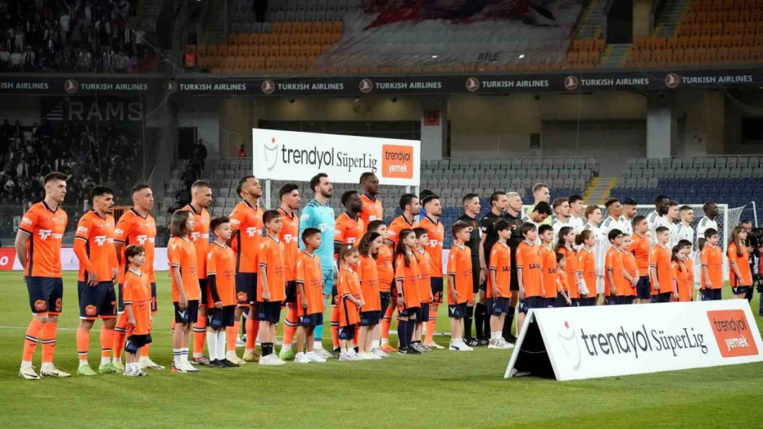 Trendyol Süper Lig: RAMS Başakşehir: 0 - Beşiktaş: 1 (Maç devam ediyor)