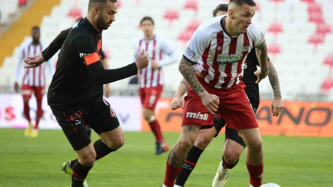 Trendyol Süper Lig: Sivasspor: 1 - F. Karagümrük: 0 (Maç sonucu)