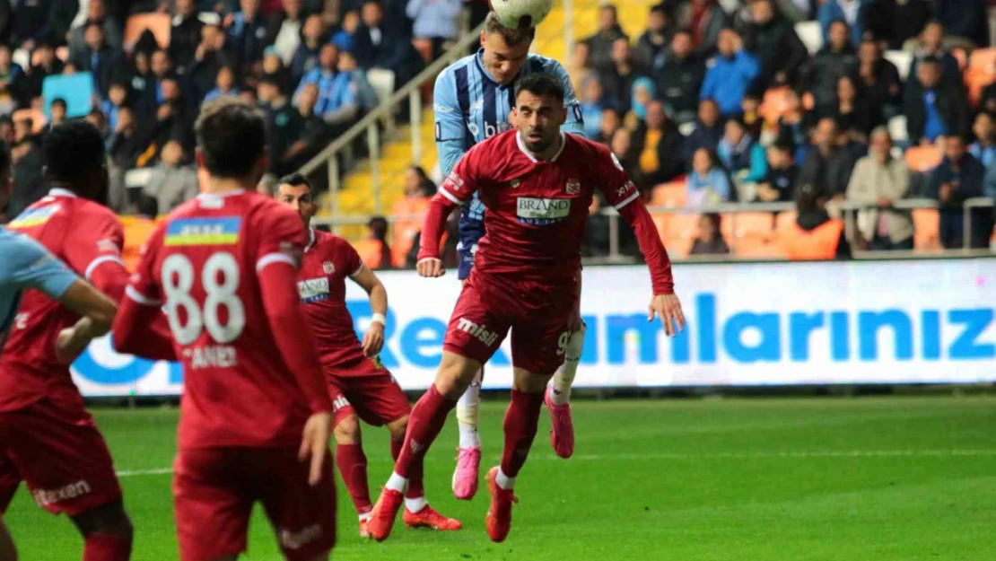 Trendyol Süper Lig: Y. Adana Demirspor: 4 - Sivasspor: 1 (Maç sonucu)