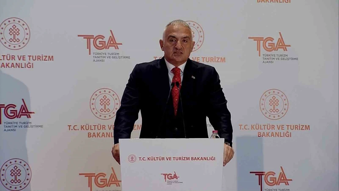 Turizm geliri ilk 9 ayda 42 milyar dolara yükseldi