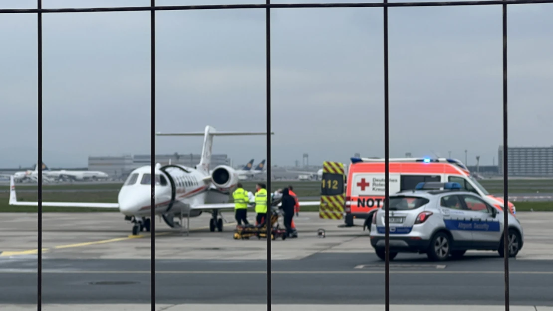 Türkiye, Almanya'daki 2 Türk hasta için ambulans uçak gönderdi