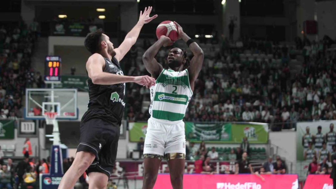 Türkiye Sigorta Basketbol Süper Ligi: Bursaspor: 82 - Beşiktaş: 76