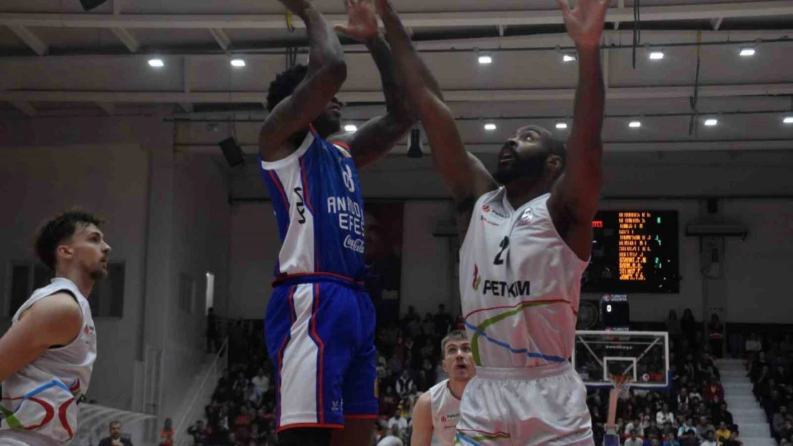 Türkiye Sigorta Basketbol Süper Ligi: Aliağa Petkimspor: 92 - A. Efes: 101