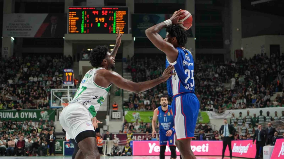 Türkiye Sigorta Basketbol Süper Ligi: Bursaspor: 73 - A. Efes: 83