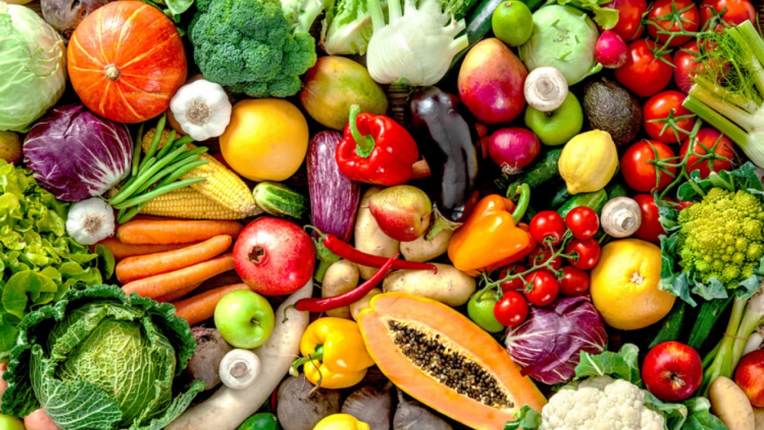 'Yaz günlerinde en az 5 porsiyon sebze ve meyve yiyin'
