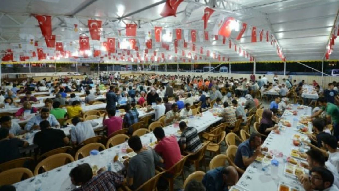 Vakıflar İstanbul 1. Bölge Müdürlüğü 40 bin vatandaşı iftar sofrasında buluşturacak