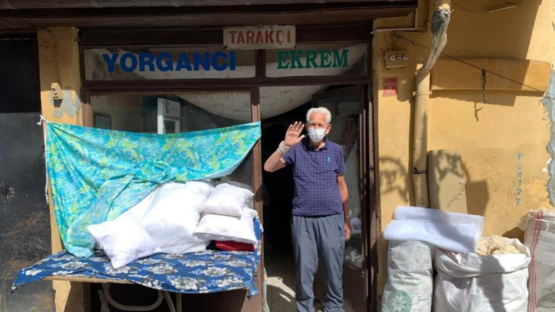 Yarım asırlık yorgancı hem makineleşmeye hem de artan maliyetlere direniyor