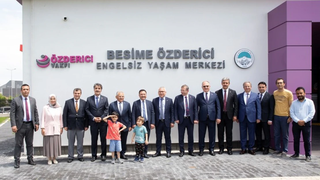 Yozgat ve Sivas Valisi Türkiye'nin en gelişmiş merkezi olan Besime Özderici Engelsiz Yaşam Merkezi'ni inceledi.