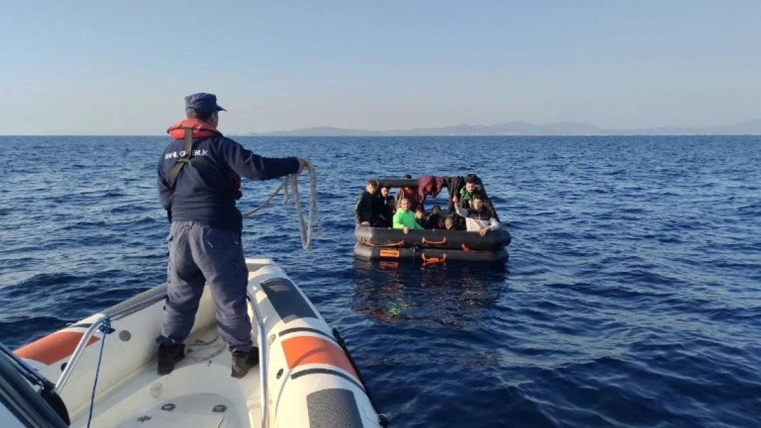 Yunanistan'ın ölüme ittiği 116 düzensiz göçmen kurtarıldı