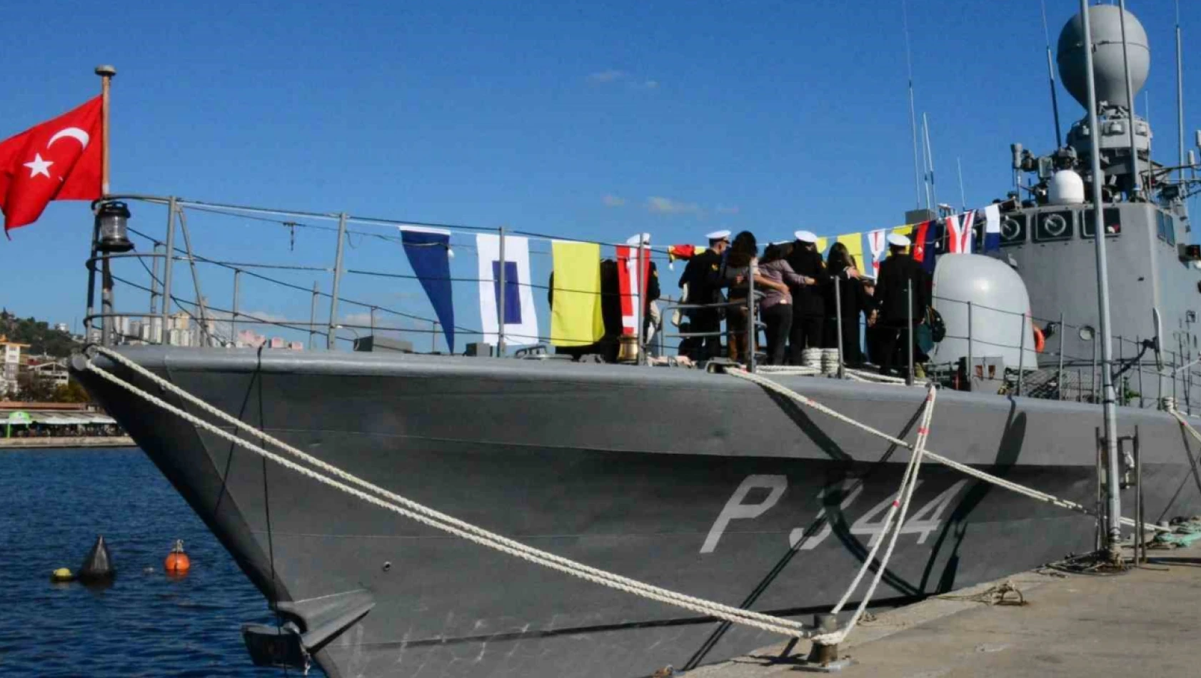 Çanakkale'de 23 Nisan'da Deniz Kuvvetlerine ait gemiler halkın ziyaretine açılacak