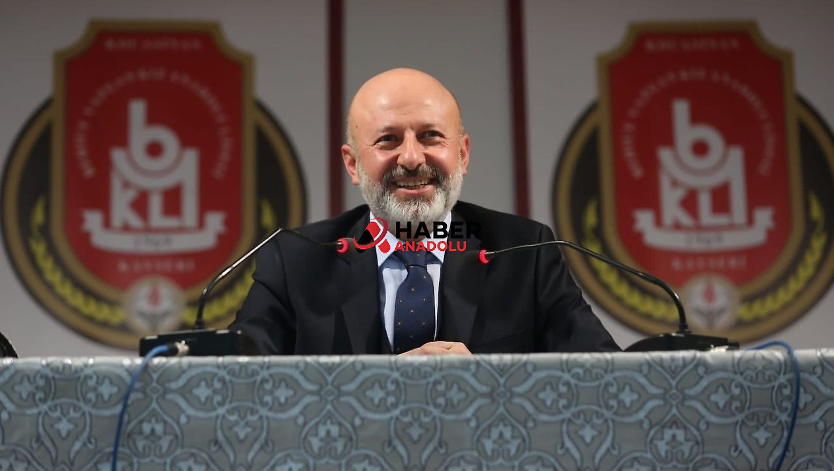 Çolakbayrakdar: Yatırımlarımızın merkezinde gençler var
