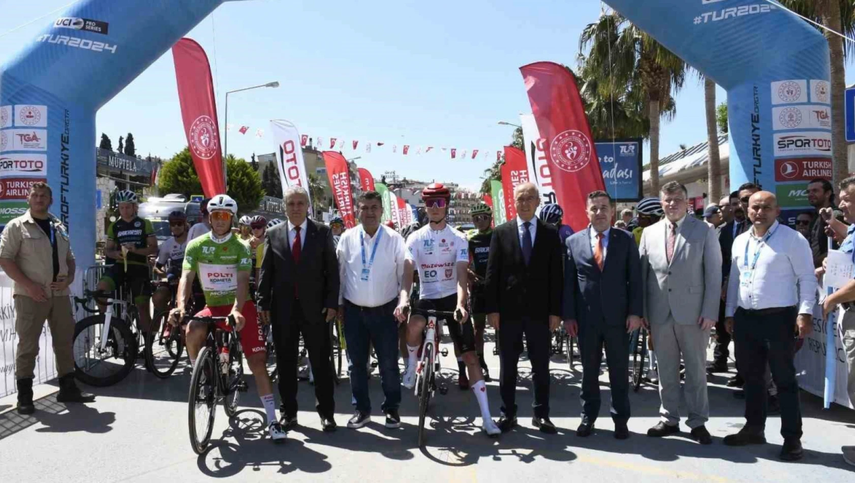 Cumhurbaşkanlığı Bisiklet Turu'nda Kuşadası-Manisa (Spil Dağı) etabı başladı