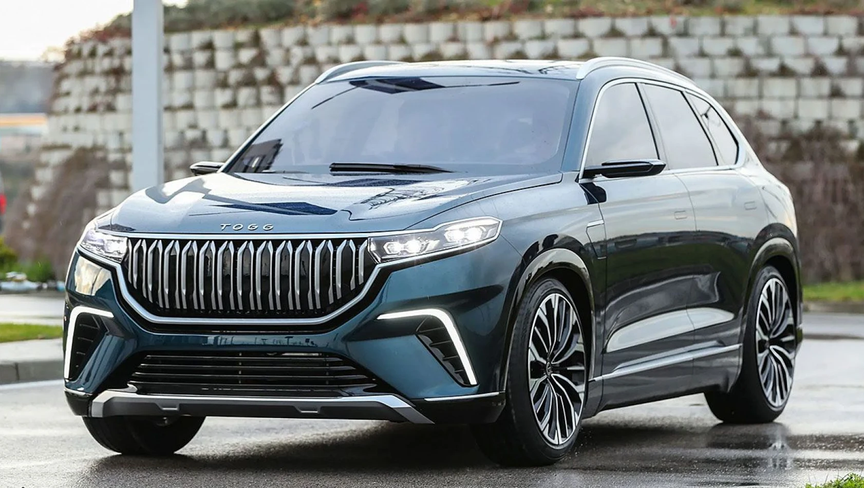 TOGG'un yeni SUV modelinin ismi belli oldu: T8X