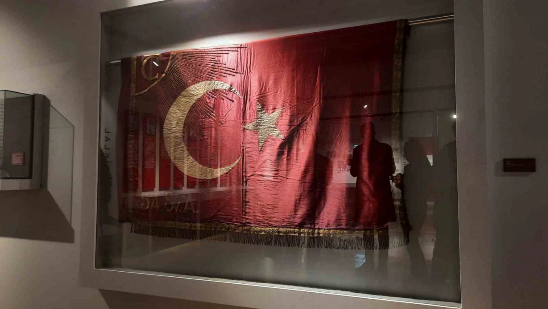 'Cumhuriyetin 100'üncü Yılı' sergisi Harbiye Askeri Müzesi'nde açıldı