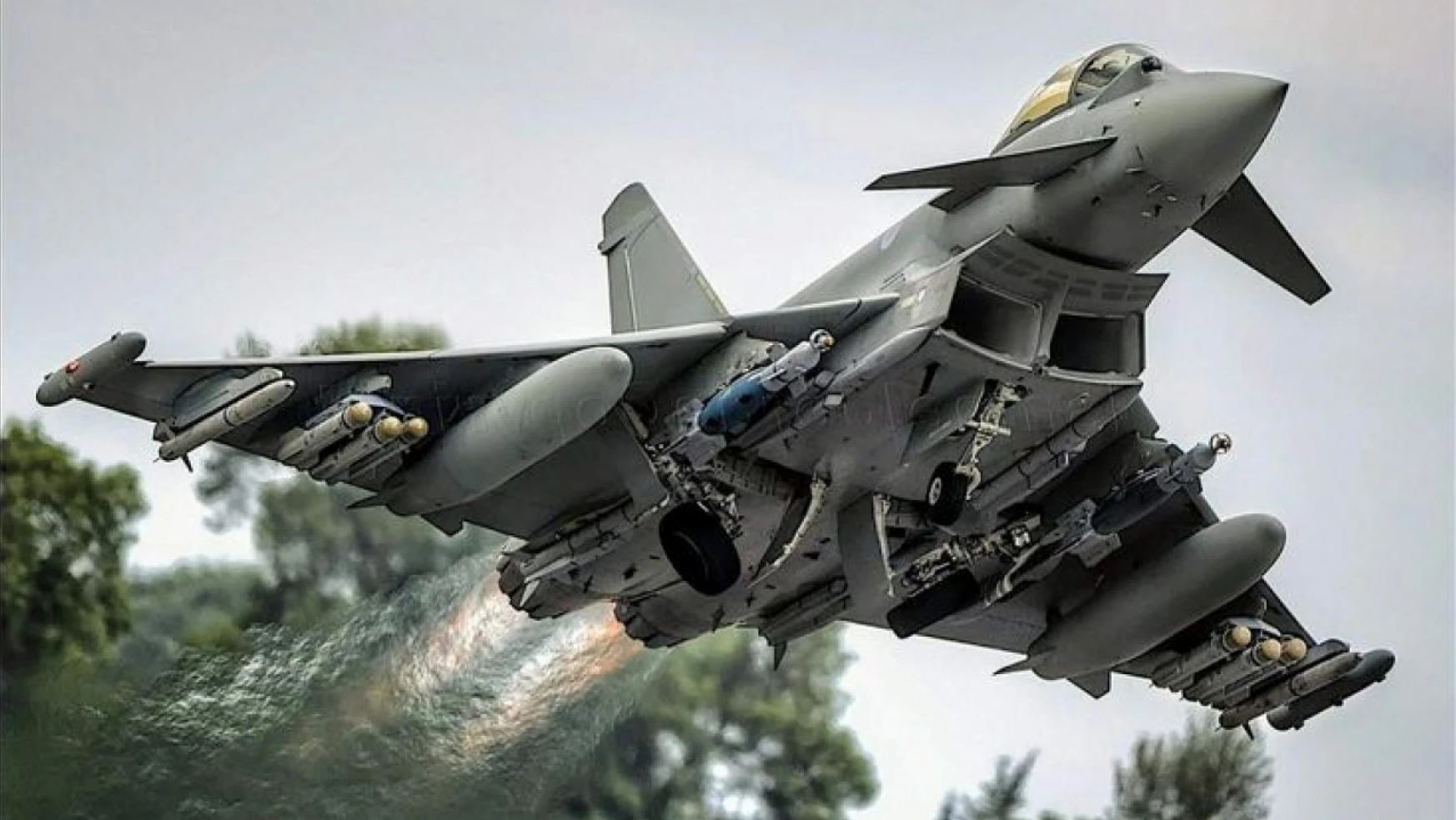 Almanya'da Eurofighter isyanı