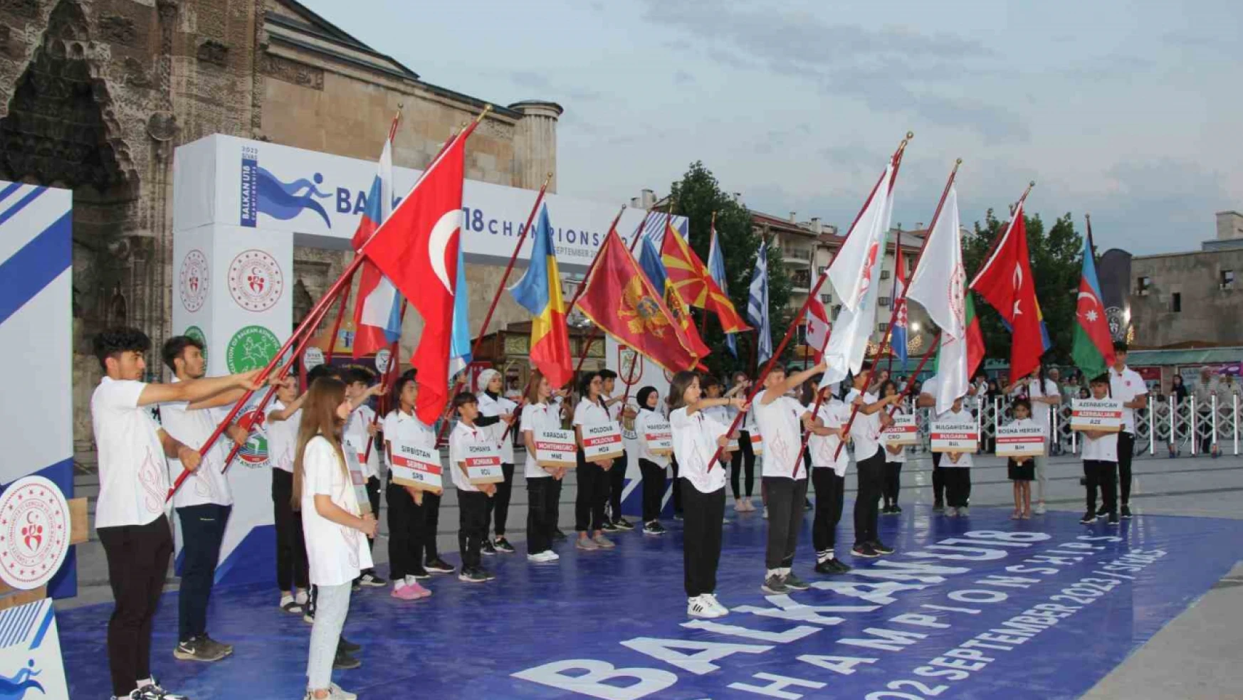 Balkan U18 Atletizm Şampiyonası'nın açılış seremonisi yapıldı