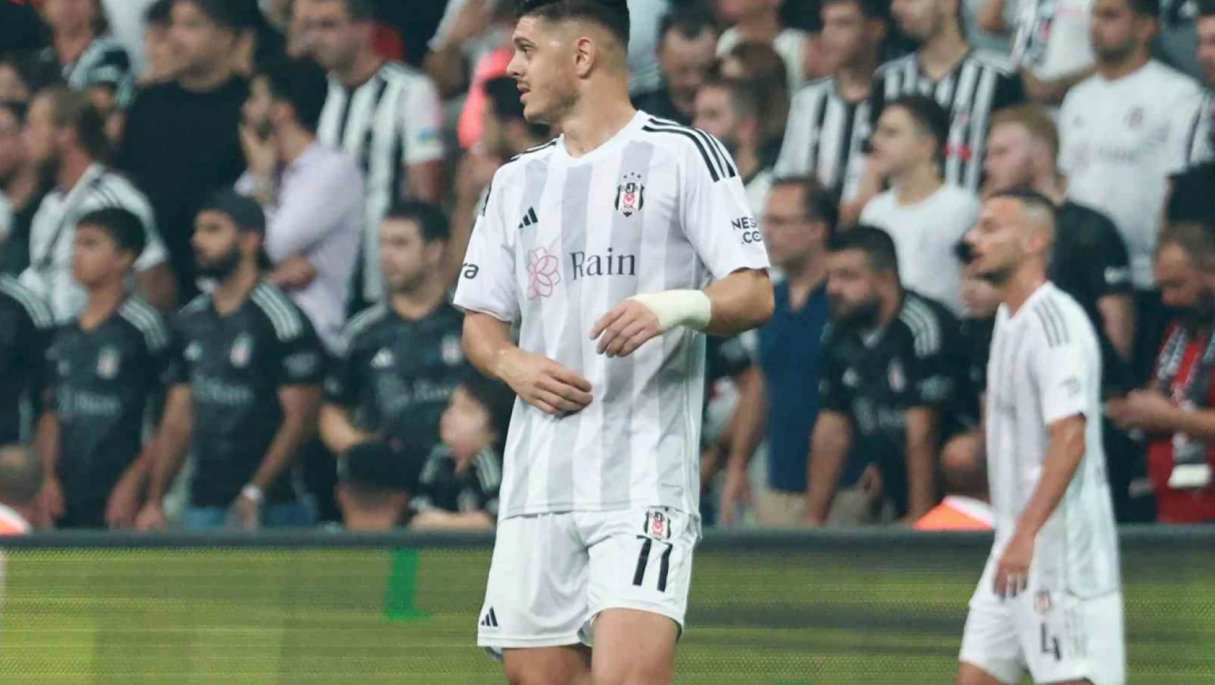 Beşiktaş'ta Rashica, ilk kez 11'de