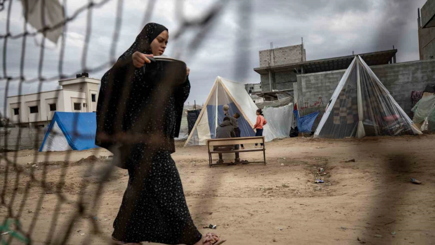 BM: Gazze'de günde 63 kadın öldürülüyor