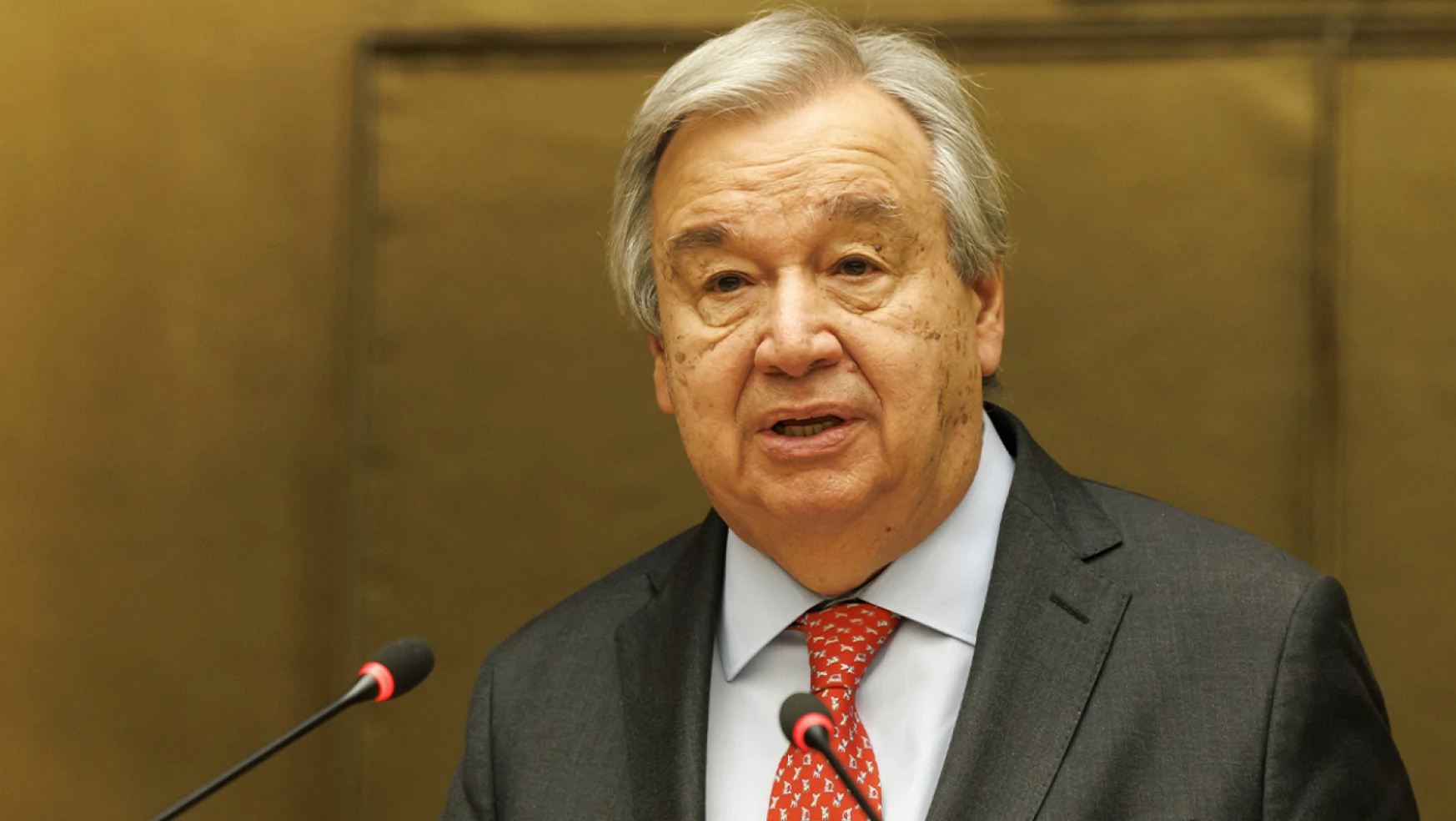 BM Genel Sekreteri Guterres: Ukrayna'da olduğu gibi Gazze'de de çifte standart uygulamadan ilkelere bağlı kalmalıyız