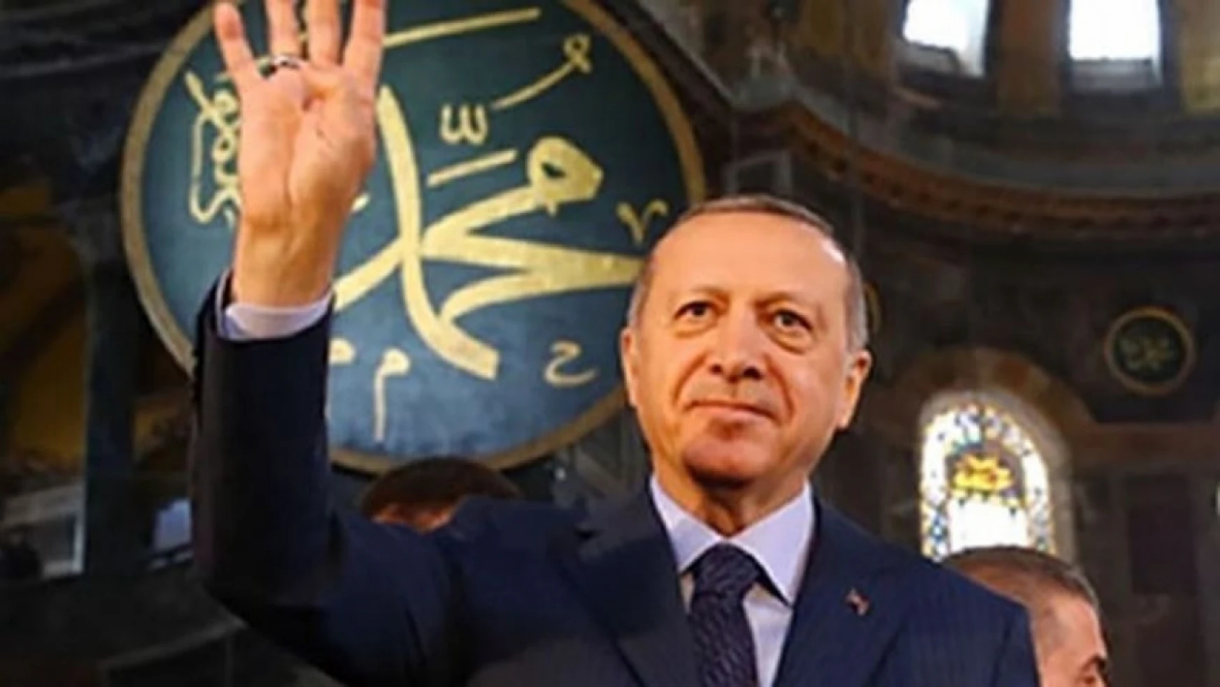 Cumhurbaşkanı Erdoğan seçim programını Ayasofya'da akşam namazı ile sonlandırdı
