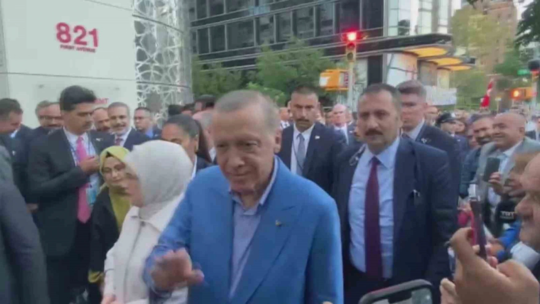 Cumhurbaşkanı Erdoğan, Türkevi'ne geldi