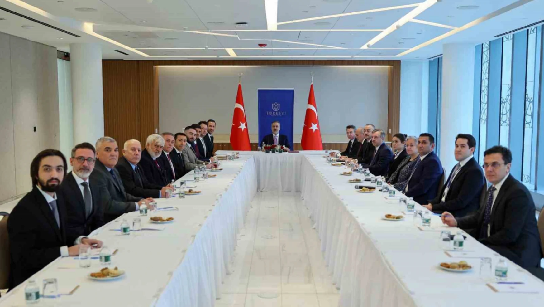 Dışişleri Bakanı Fidan, Türk-Amerikan Ulusal Yönlendirme Komitesi heyetini kabul etti