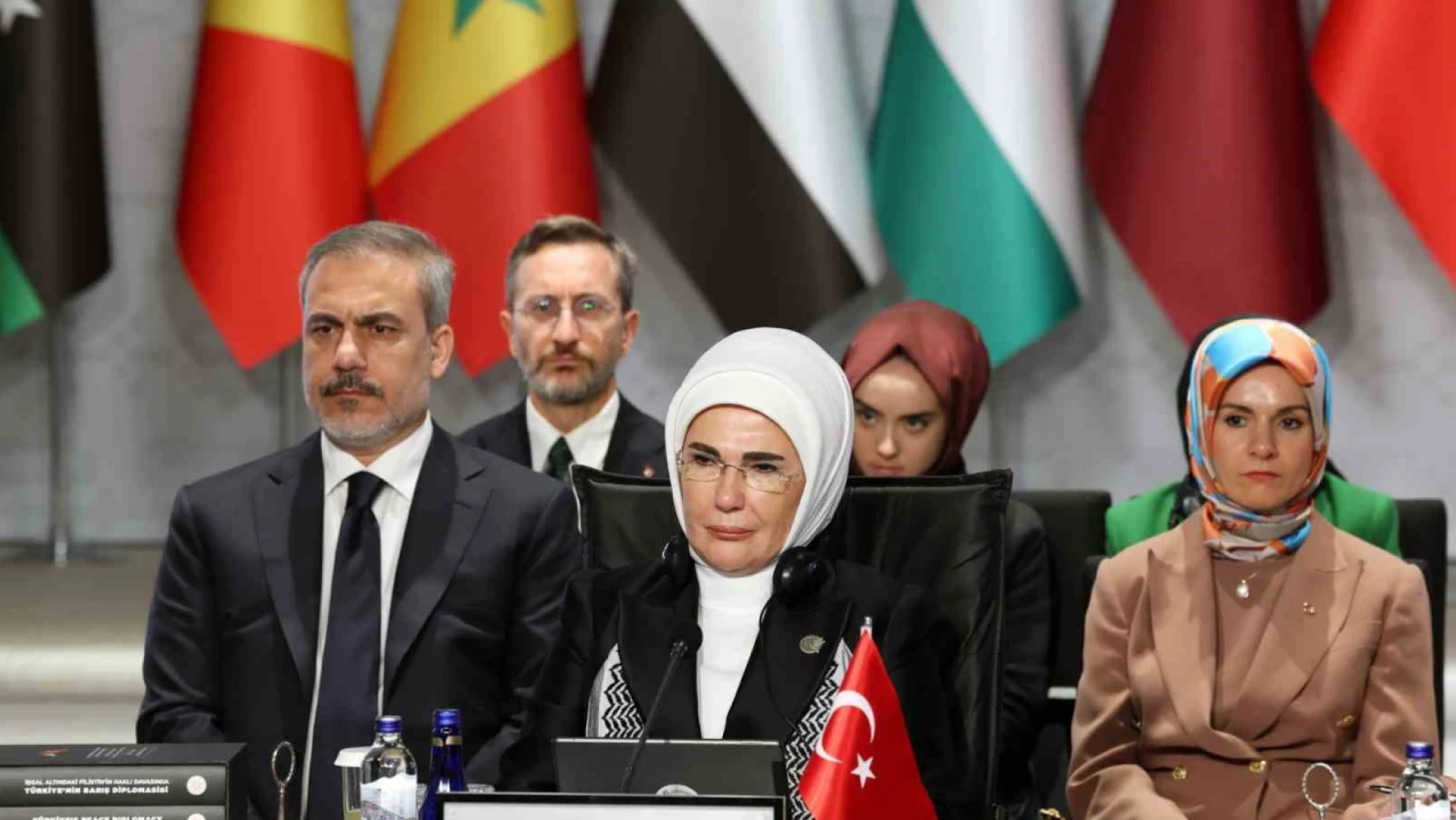 Emine Erdoğan: Filistin ve İsrail için iki devletli bir çözüm diliyoruz