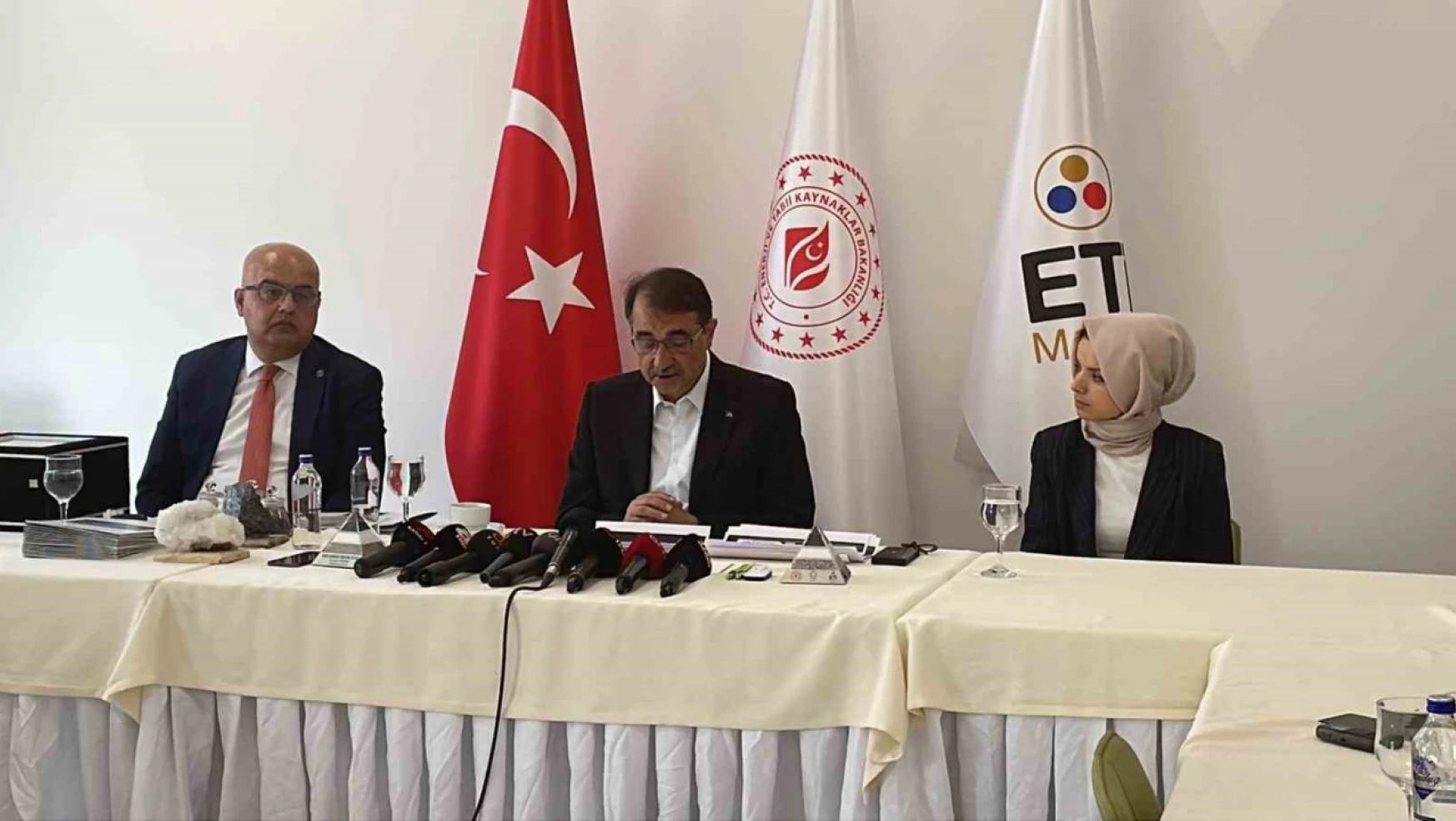 Enerji ve Tabii Kaynaklar Bakanı Fatih Dönmez'den nadir toprak elementleriyle alakalı açıklama