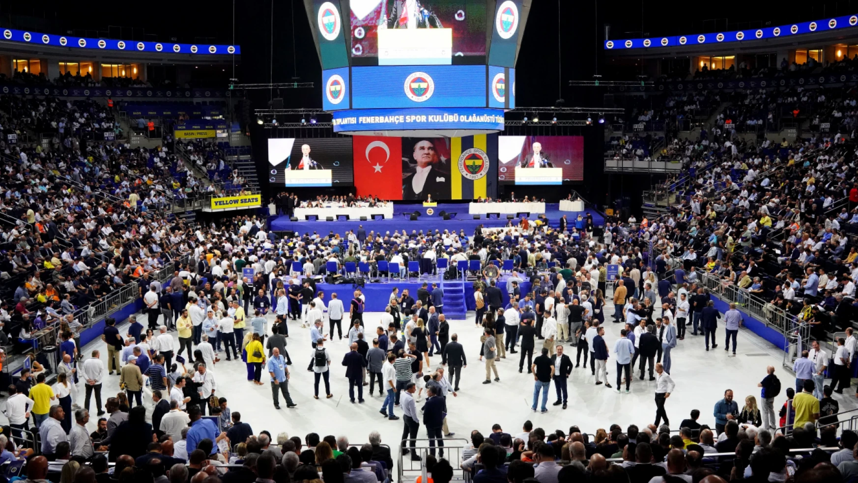 Fenerbahçe'de başkanlık süresine kısıtlama getirildi