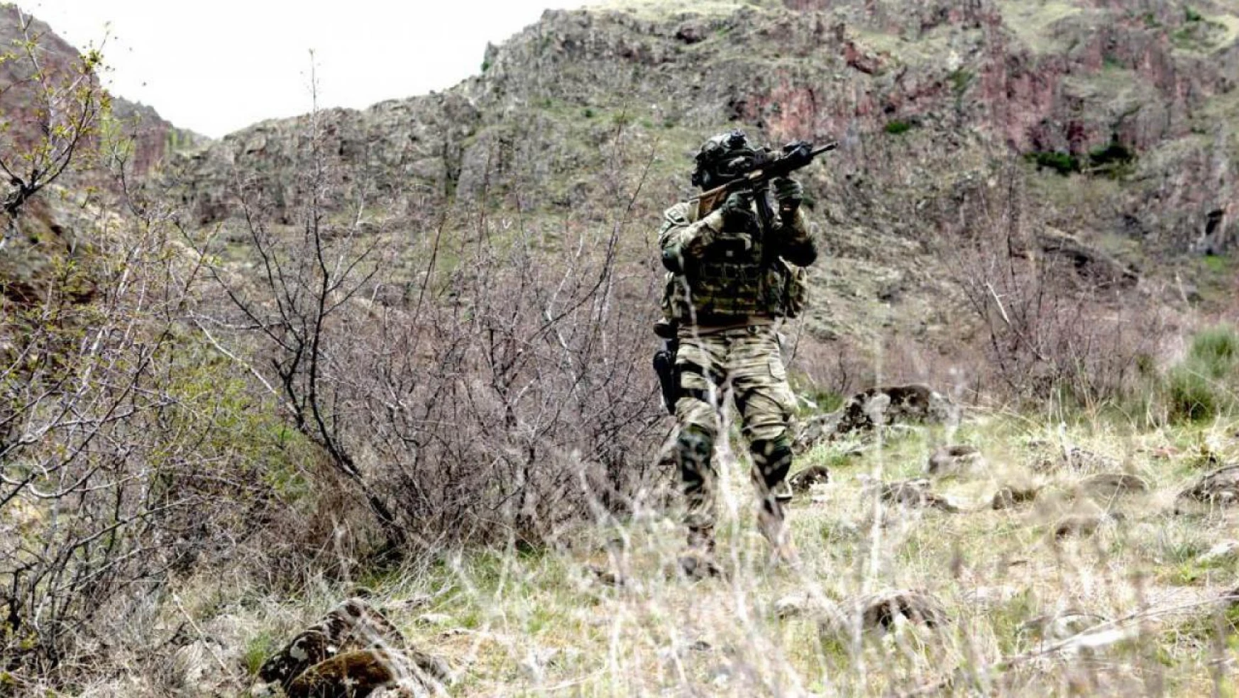 Fırat Kalkanı bölgesinde saldırı hazırlığında oldukları belirlenen 6 PKK/YPG'li terörist, etkisiz hale getirildi.