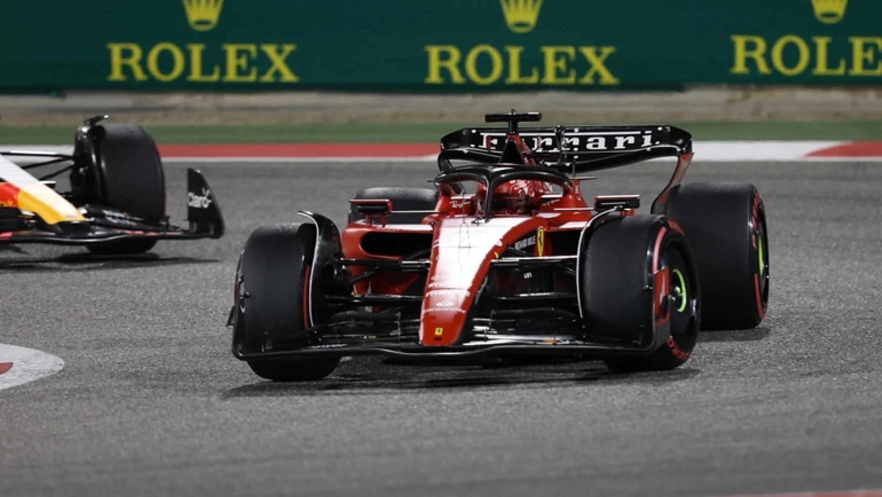 Formula 1'de sezonun ilk yarışında ipi Verstappen göğüsledi