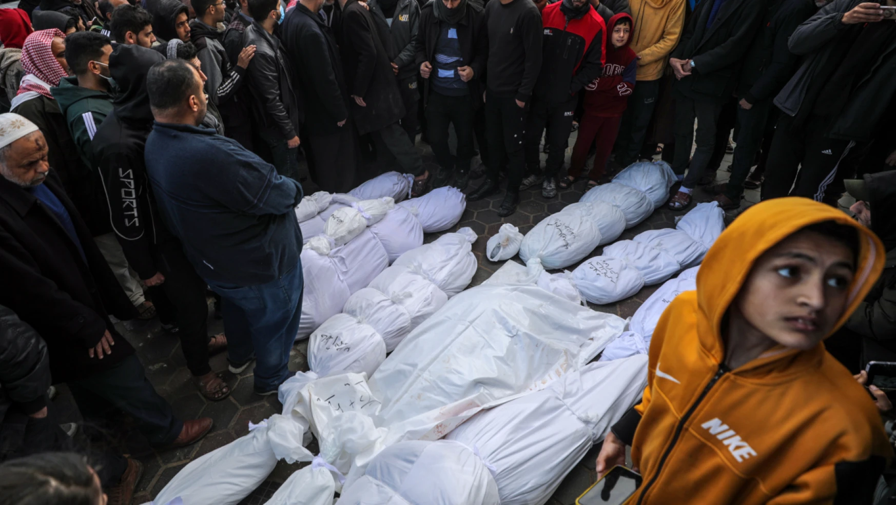 Gazze'de can kaybı 27 bin 478'e yükseldi