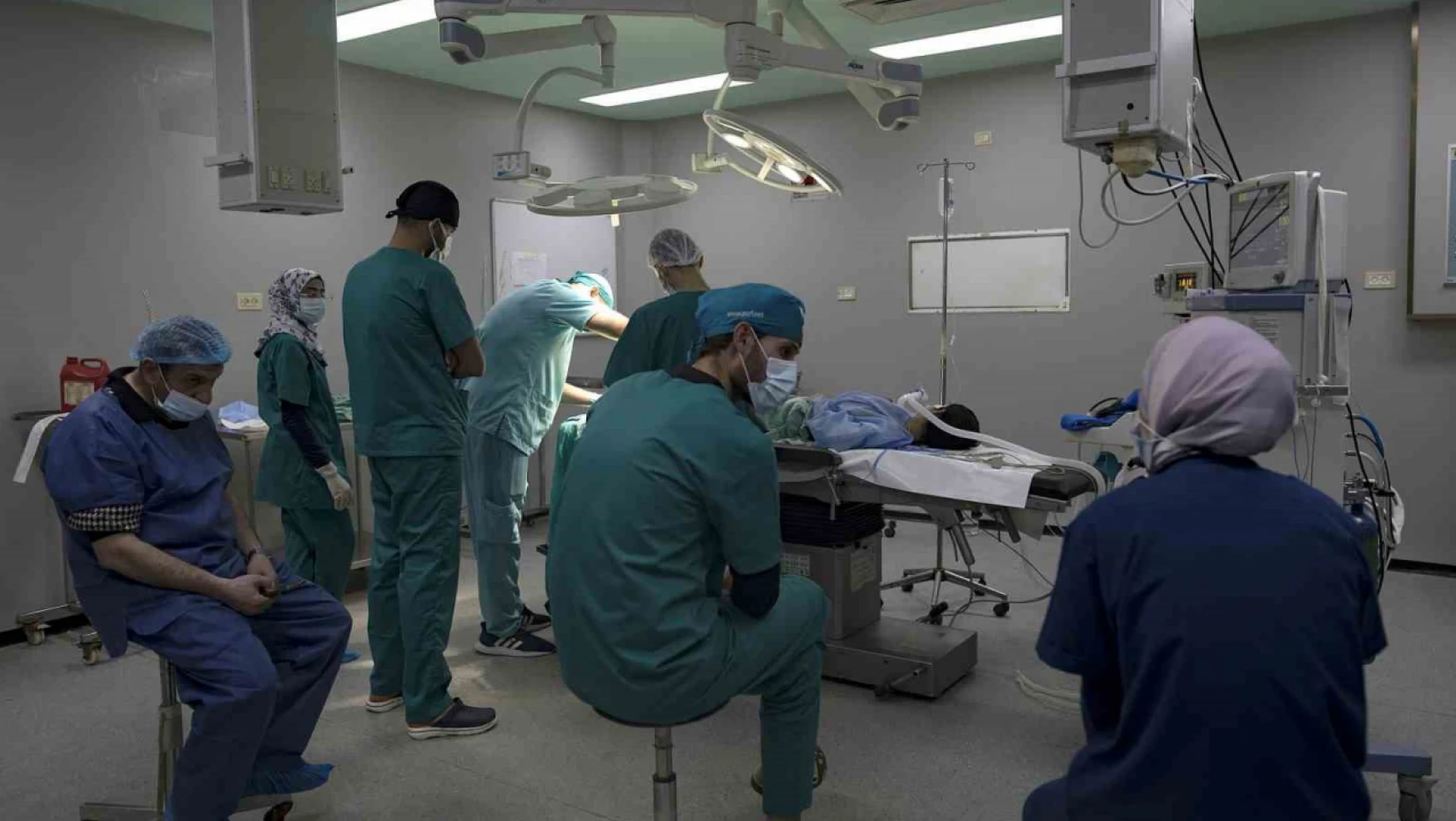 Gazze'deki El Amal Hastanesi'nde oksijenin tükenmesi nedeniyle ameliyatlar durdu