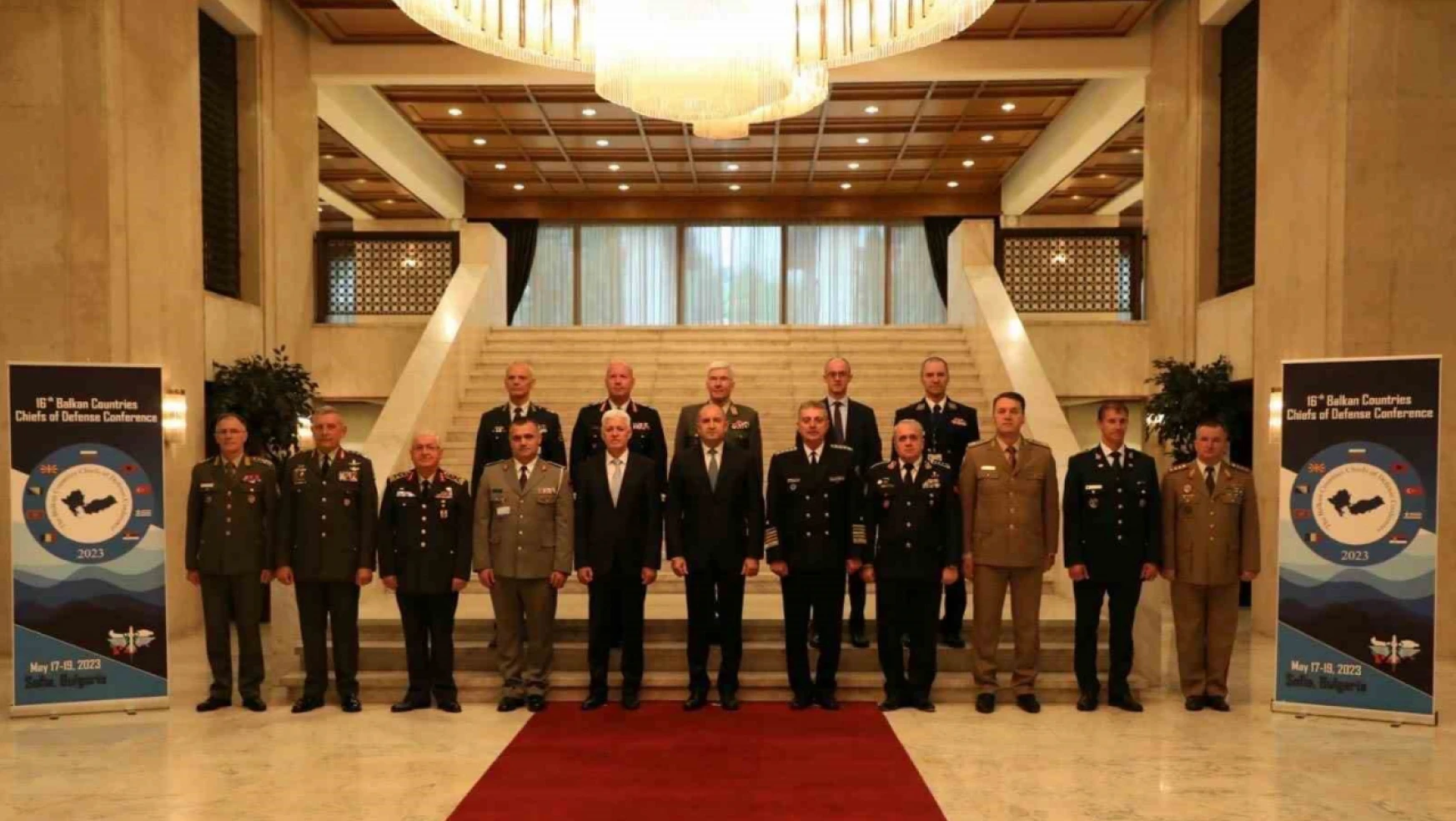 Genelkurmay Başkanı Güler, Balkan ülkelerinden mevkidaşları ile Sofya'da bir araya geldi