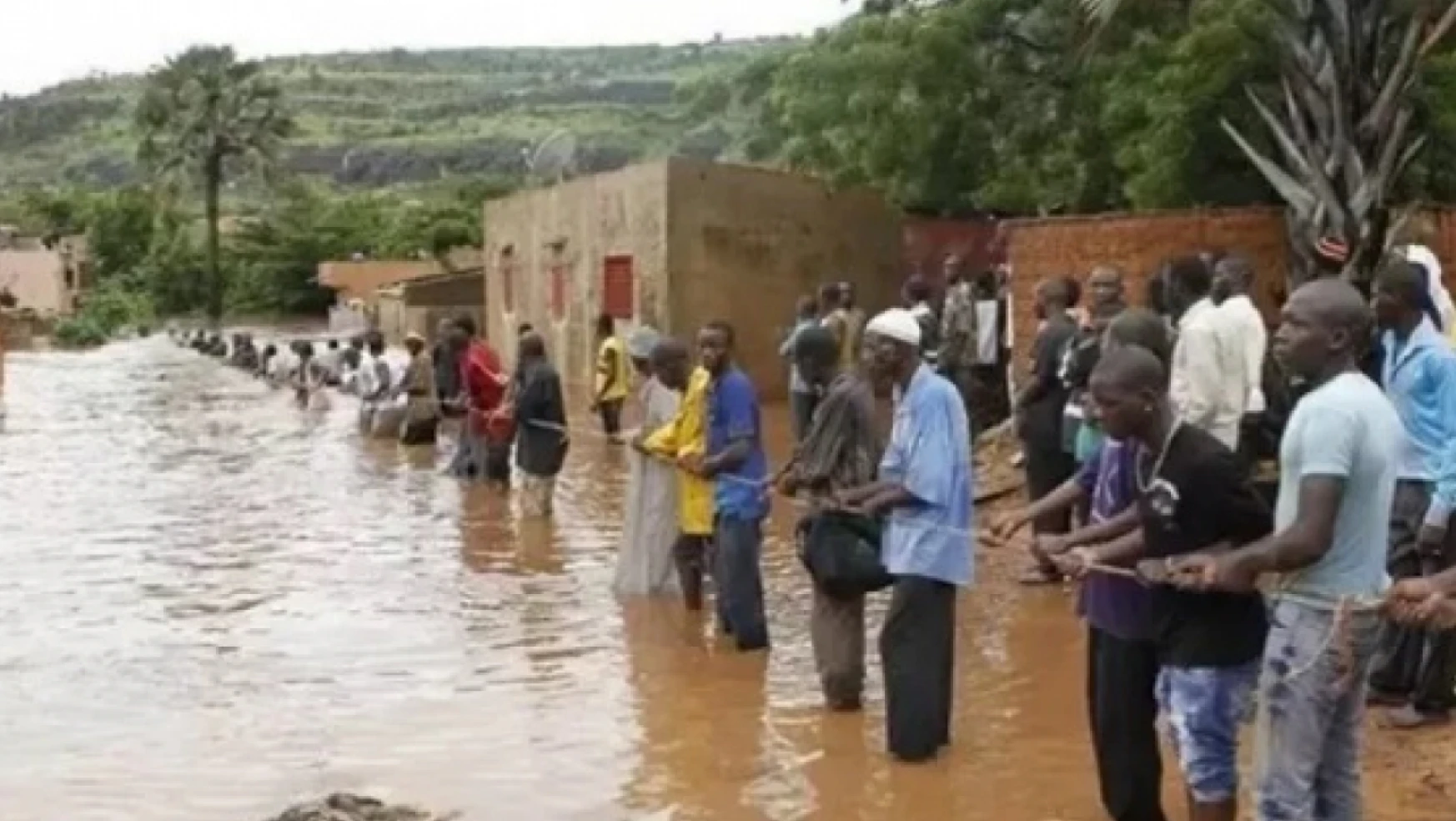 Haiti'de sel felaketi: 15 ölü, 8 kayıp