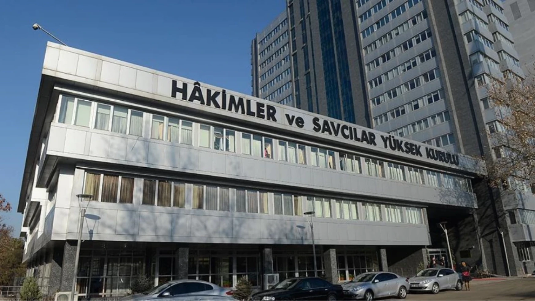 HSK'dan, Danıştay'ın göreve iade kararı verdiği 387 hakim ve savcı hakkında inceleme