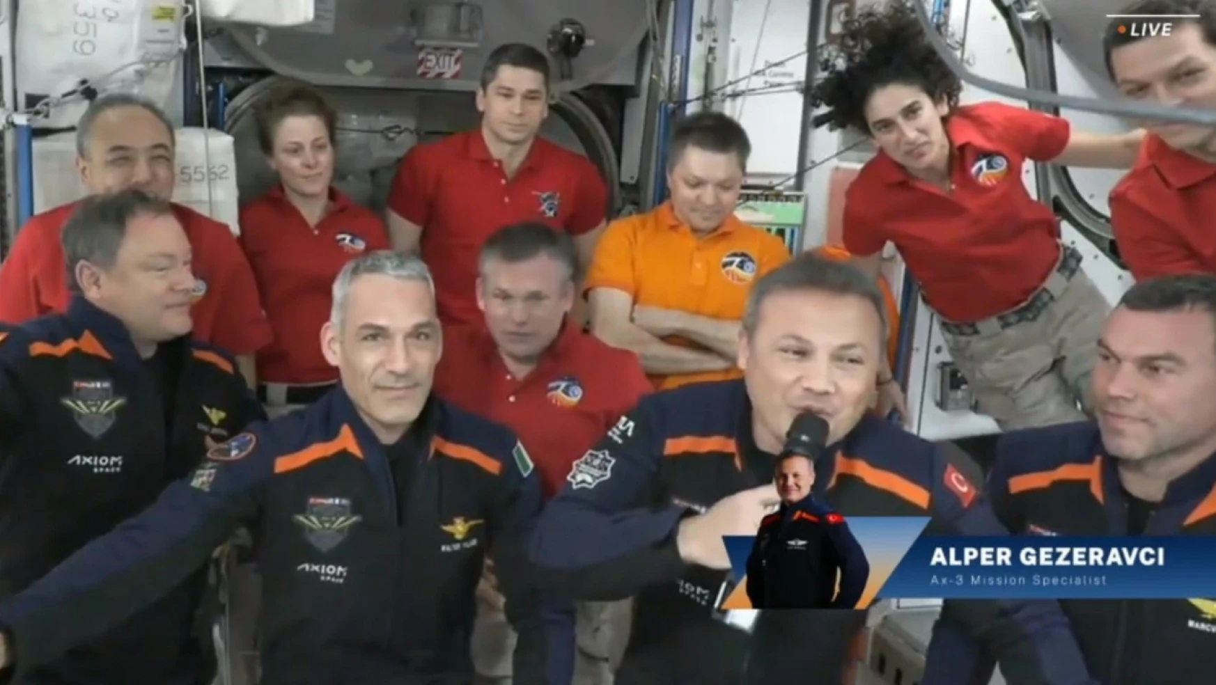 İlk Türk astronot Gezeravcı'dan ISS'te ilk konuşma