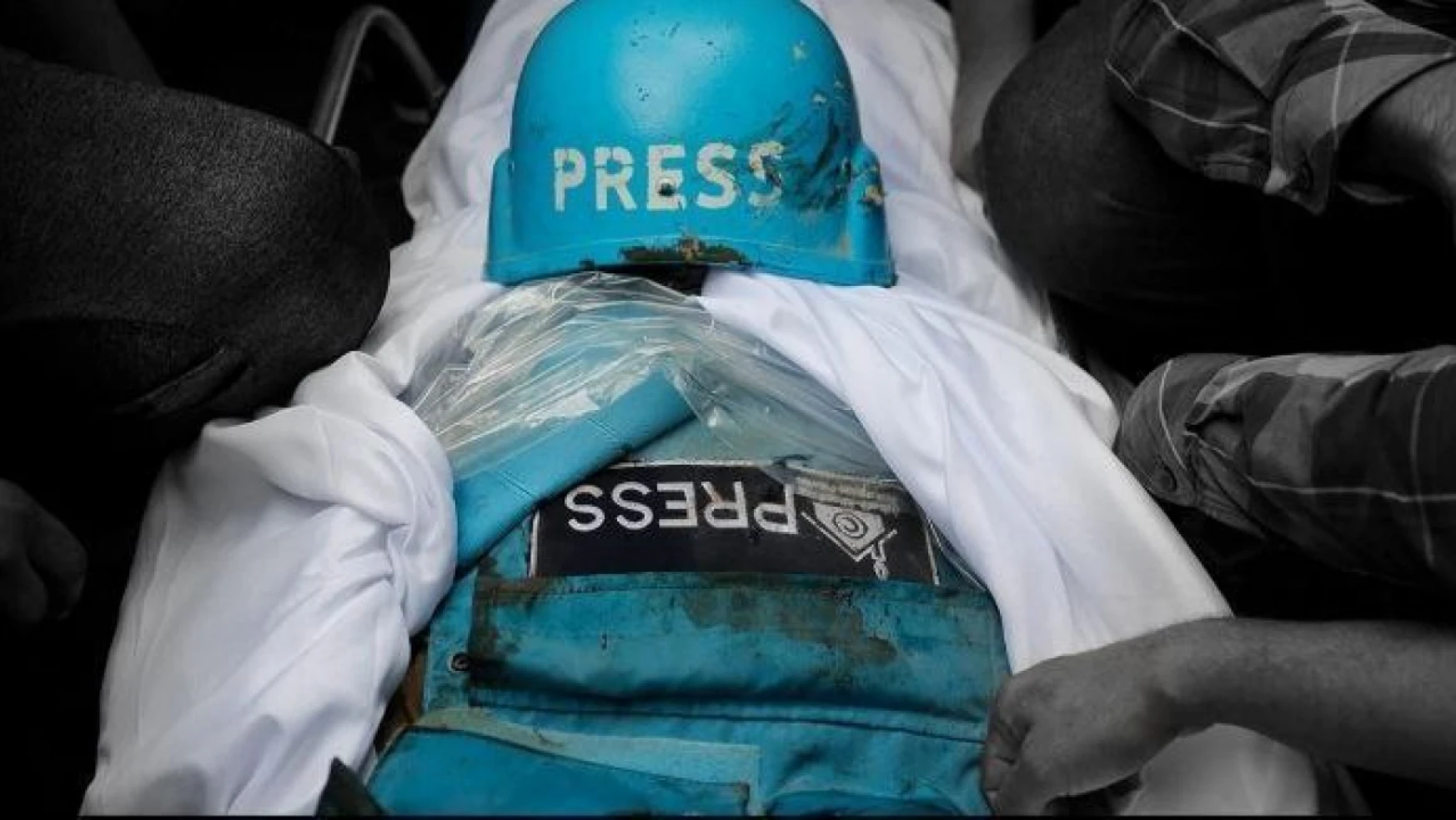 İngiltere'de Gazze'de hayatını kaybeden gazeteci ve sağlık çalışanları anıldı