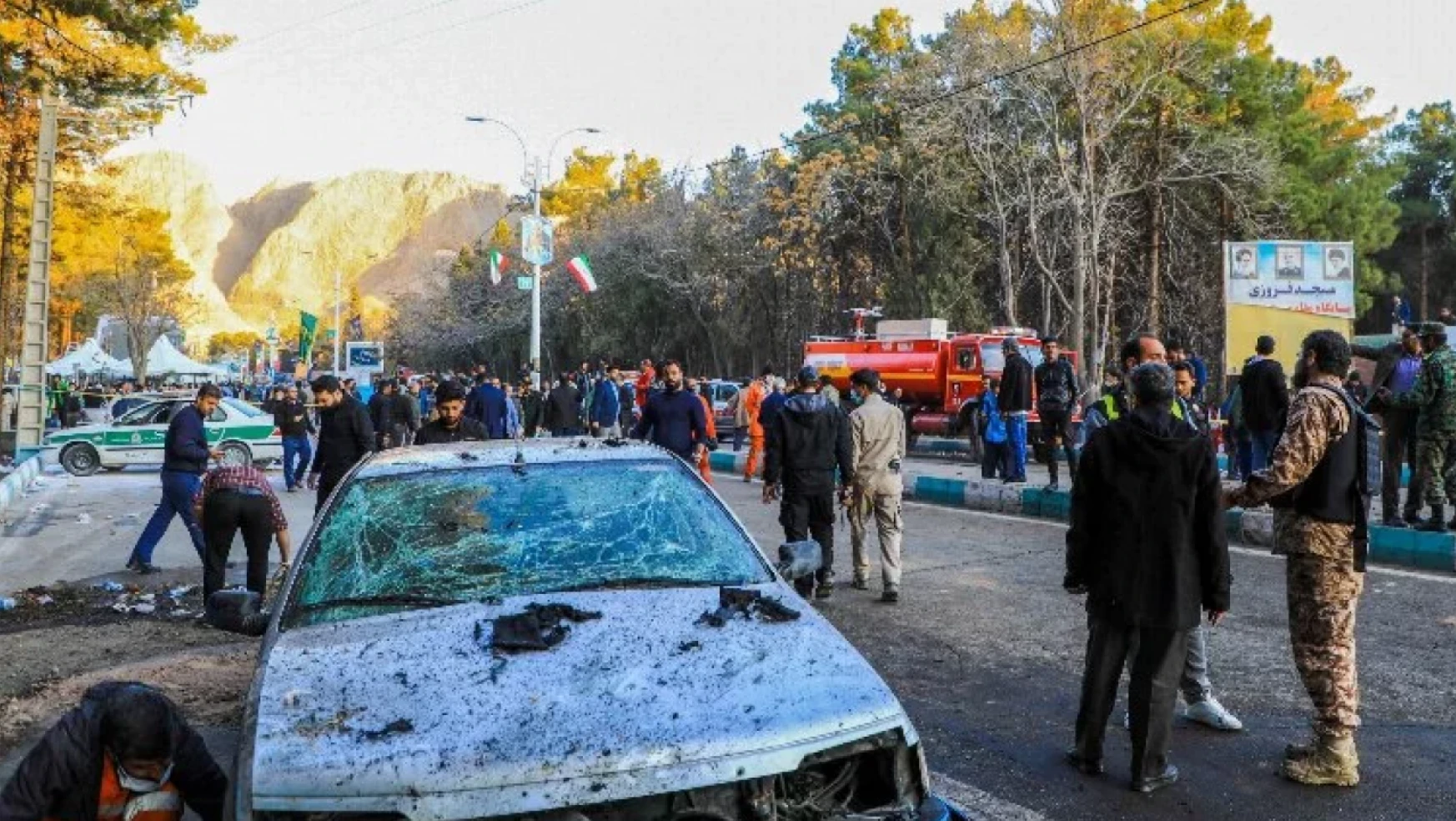İran'da terör saldırısı: 11 ölü